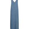 IVY COPENHAGEN Uta Distressed Maxi Dress Wash Mid Blue