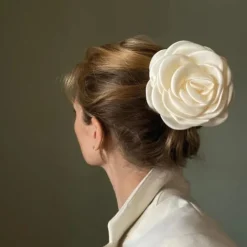 PICO COPENHAGEN Giant Satin Rose Claw Sort