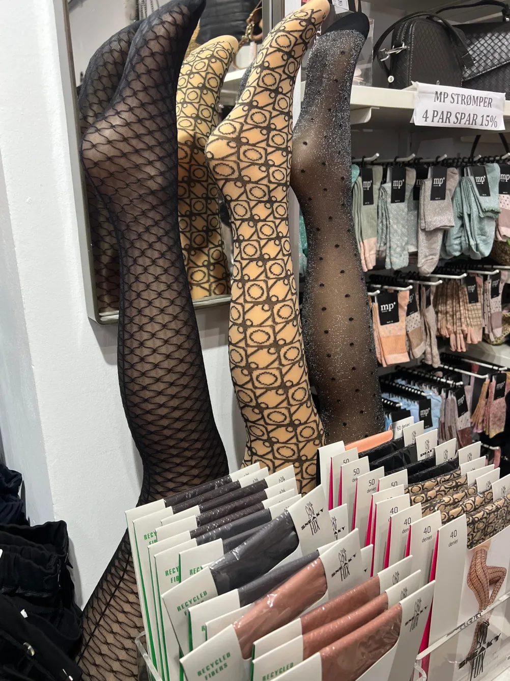 SNEAKY FOX Fay Pantyhose Black Silver